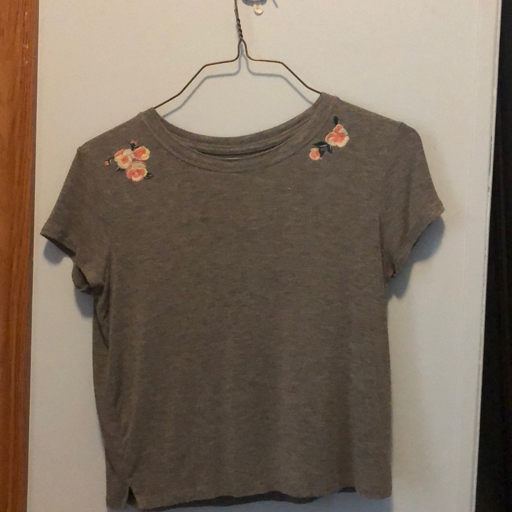 Gray American eagle short sleeve